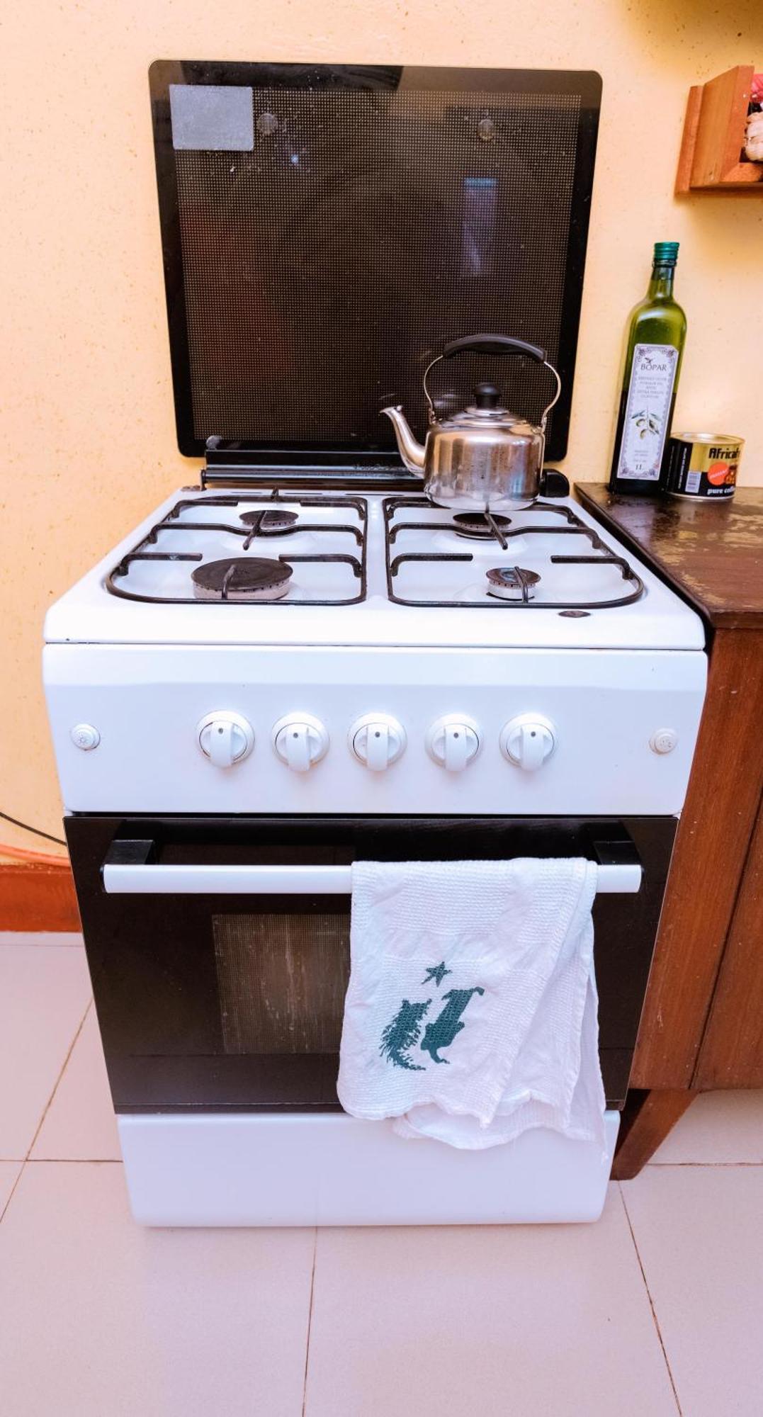 Faraja Homestay: Urban Comfort with Free Wi-Fi Moshi Exterior photo