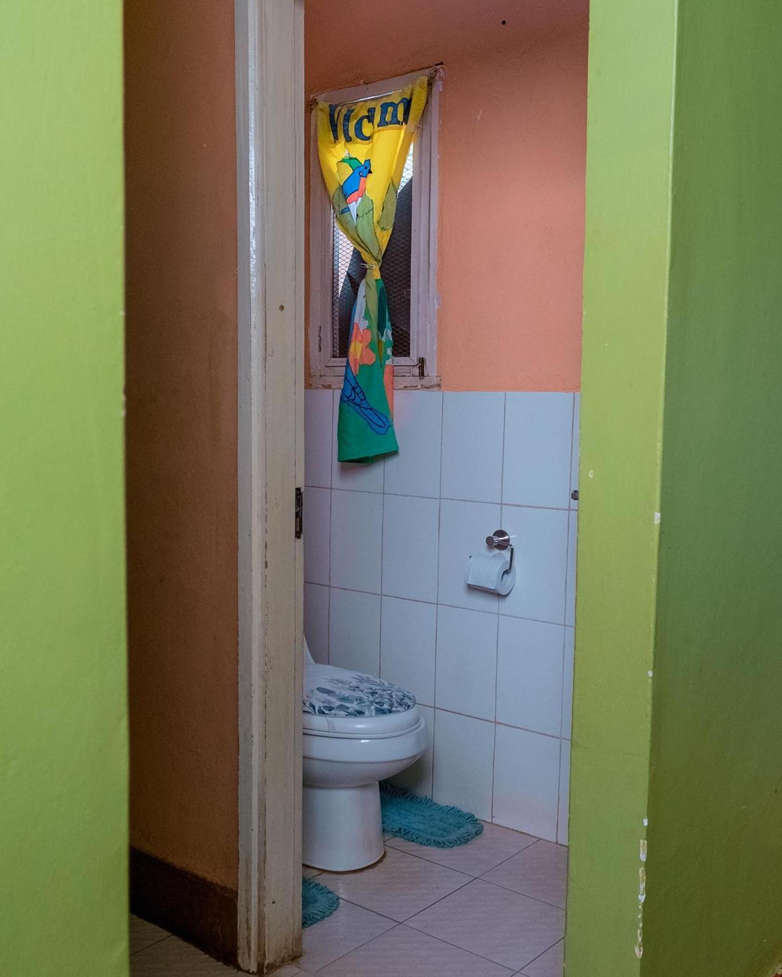 Faraja Homestay: Urban Comfort with Free Wi-Fi Moshi Exterior photo